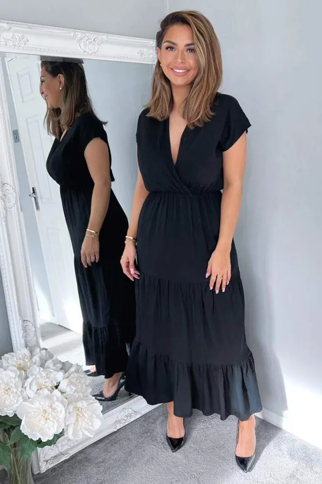 AX Paris Dresses Black Short Sleeved VNeck Midi Smock Dress