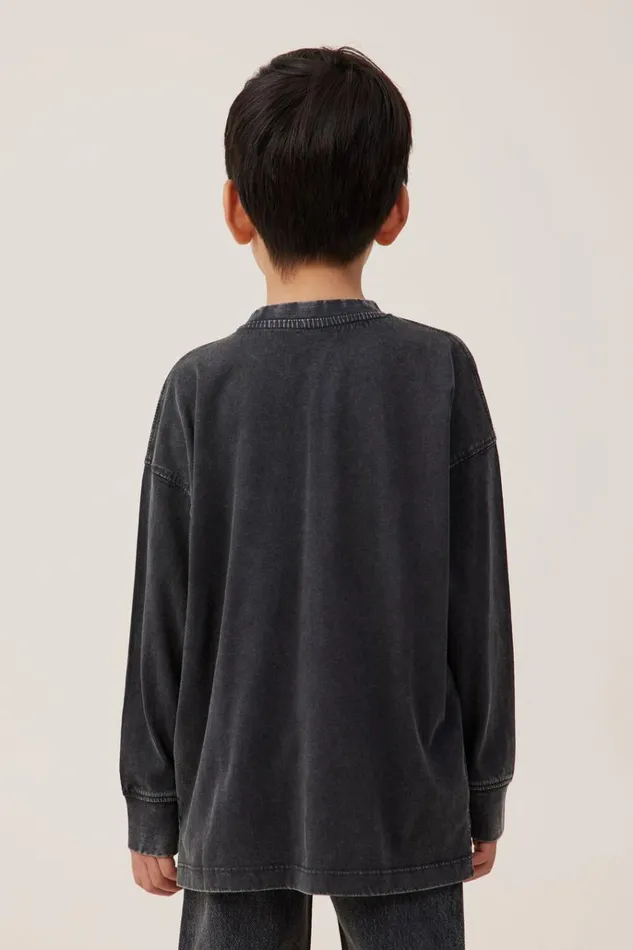 Boys Tops and TShirts Cotton On The Essential Long Sleeve Tee Phantom Wash Boys Tops and TShirts Cotton On The Essential Long Sleeve Tee Phantom Wash
