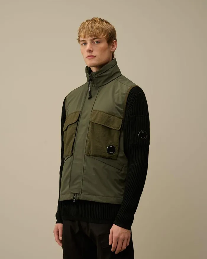 CP Company Jacket and Coats GD Shell Mixed Lens Vest Grape Leaf Green 8211 Man