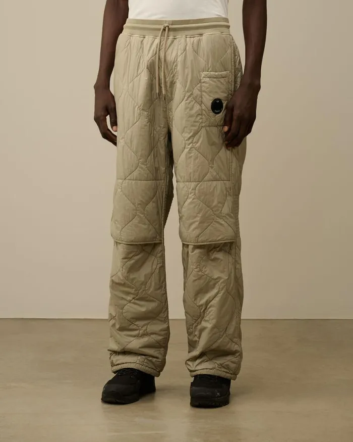 CP Company Tracksuits and Shorts Diagonal Raised Fleece Mixed Quilted Sweatpants Vintage Khaki Beige 8211 Man