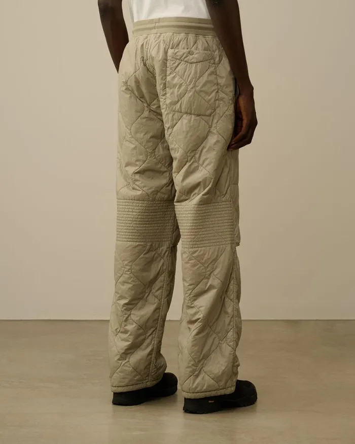 CP Company Tracksuits and Shorts Diagonal Raised Fleece Mixed Quilted Sweatpants Vintage Khaki Beige 8211 Man