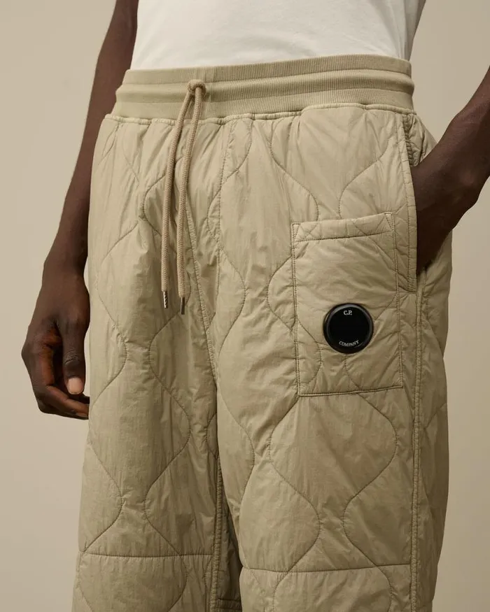 CP Company Tracksuits and Shorts Diagonal Raised Fleece Mixed Quilted Sweatpants Vintage Khaki Beige 8211 Man