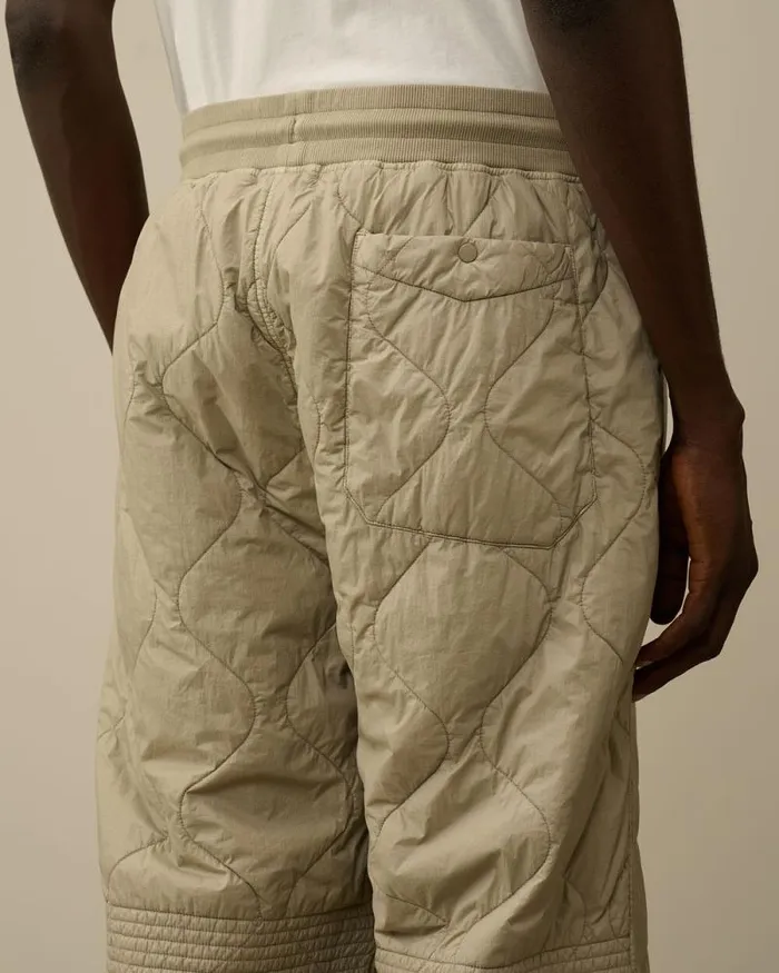 CP Company Tracksuits and Shorts Diagonal Raised Fleece Mixed Quilted Sweatpants Vintage Khaki Beige 8211 Man
