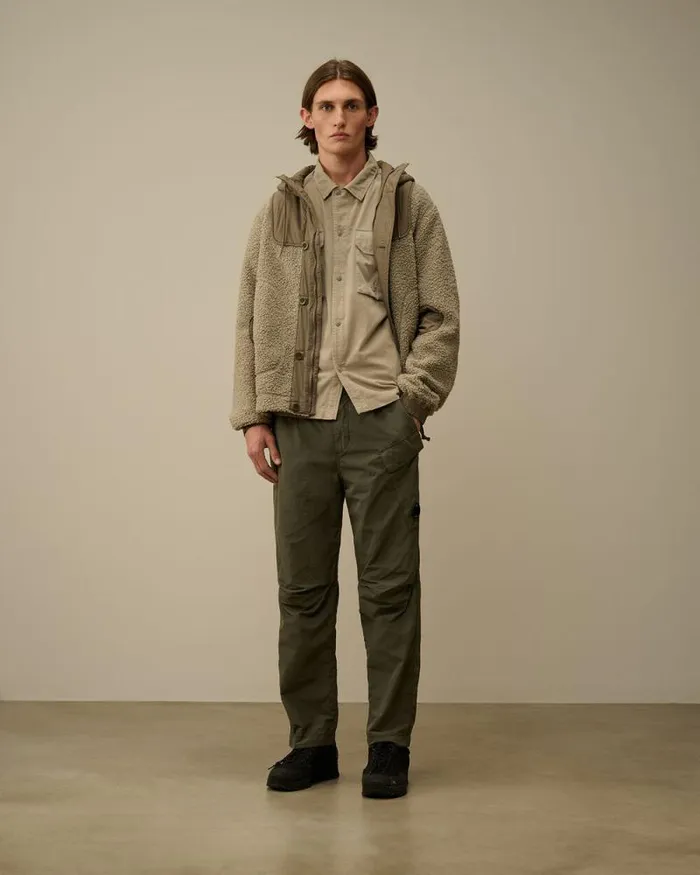 CP Company Trousers Flatt Nylon Regular Cargo Pants Grape Leaf Green 8211 Man