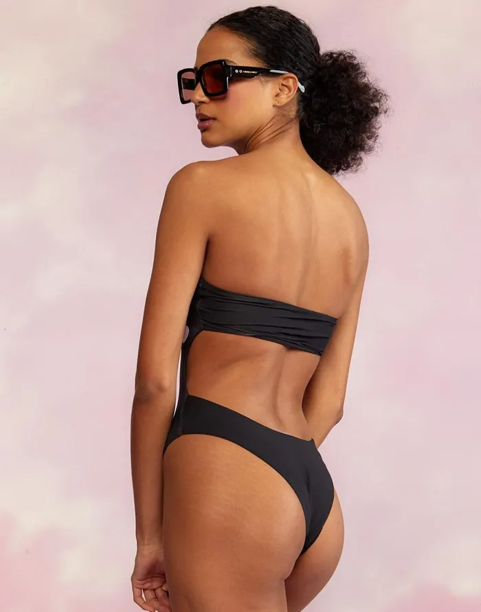 Cynthia Rowley Freya Strapless Swimsuit Women Surf and Swim Cynthia Rowley Freya Strapless Swimsuit Women Surf and Swim