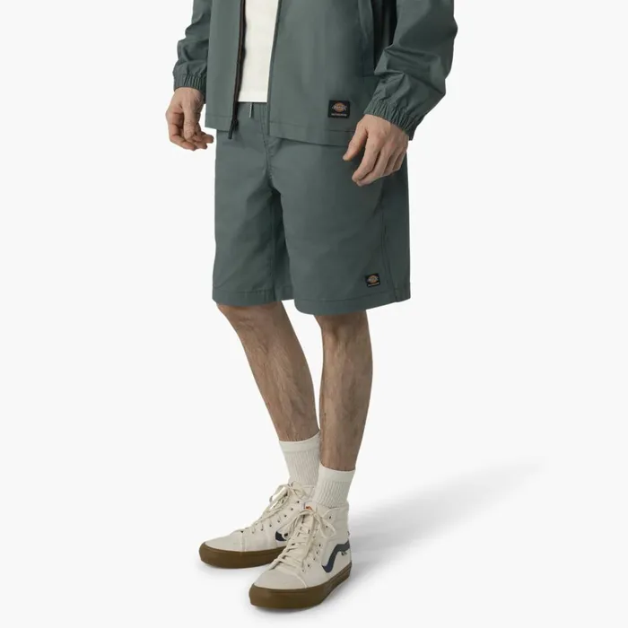 Dickies Skateboarding Grants Pass Relaxed Fit Shorts 9034 Lincoln Green Lincoln Green ln Men Dickies Skateboarding Shorts