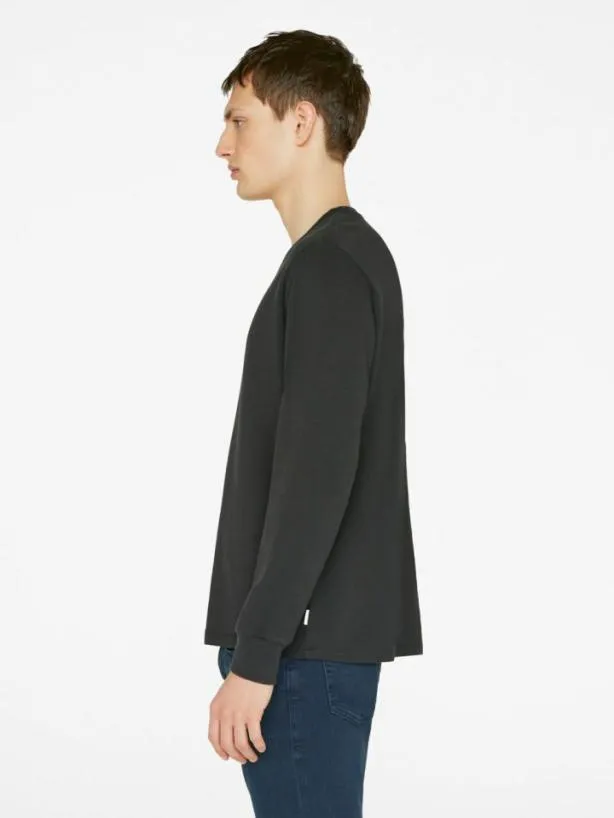 Frame Duo Fold Long Sleeve Crew In Noir Noir Men Tees Frame Duo Fold Long Sleeve Crew In Noir Noir Men Tees