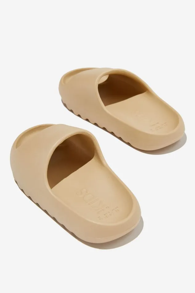 GirlsBoys Flats and Sandals Cotton On Sunny Beach Slide Semolina