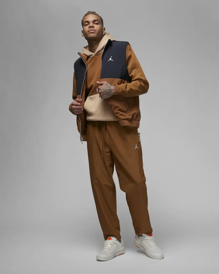 Jackets Men Nike Jordan Essentials Light British Tanlight British Tansail