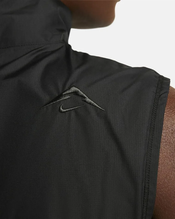 Jackets Women Nike Trail Repel Blackblackdark Smoke Grey
