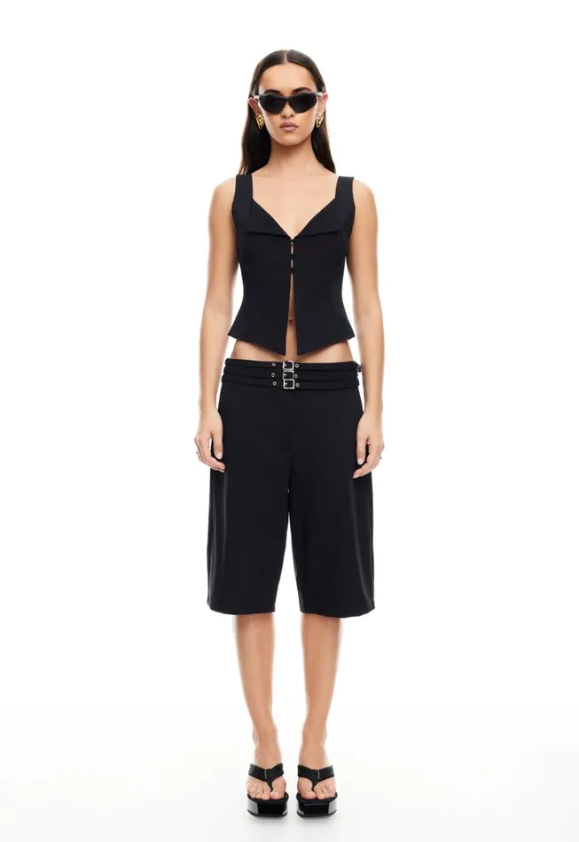 Lioness Fashion BACKSTAGE JORT Onyx Women Shorts Lioness Fashion BACKSTAGE JORT Onyx Women Shorts