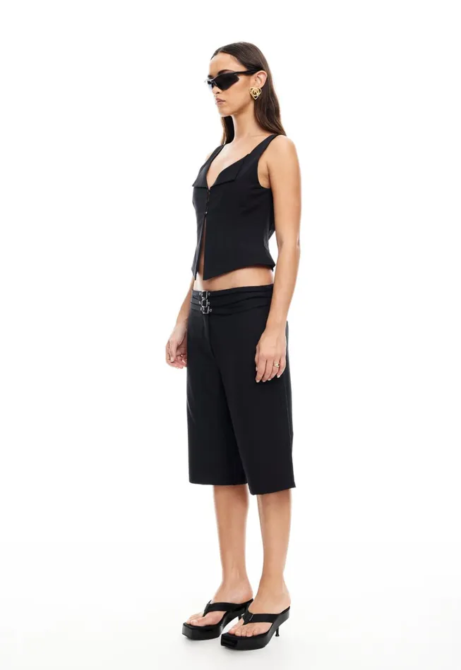 Lioness Fashion BACKSTAGE JORT Onyx Women Shorts Lioness Fashion BACKSTAGE JORT Onyx Women Shorts