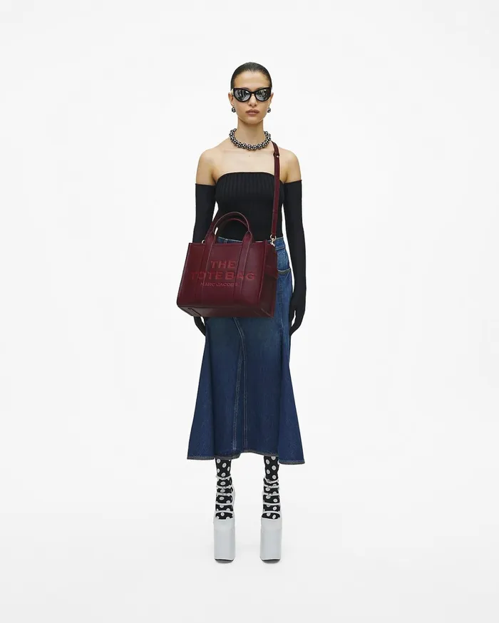 Marc Jacobs The Tote Bag Women The Leather Medium Tote Bag Cherry