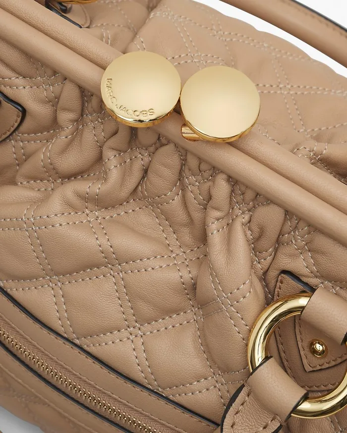 Marc Jacobs Top Handle Bags Women ReEdition Quilted Leather Stam Bag Camel