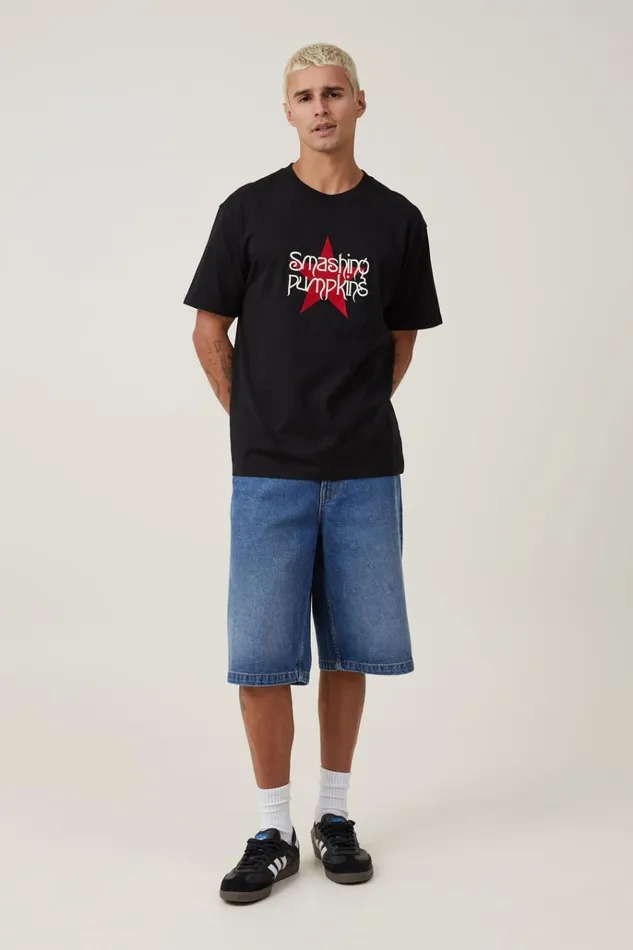 Men Tees and Tanks Cotton On Premium Loose Fit Music TShirt Lcn Mt Black Smashing Pumpkins 8211 Star Logo Men Tees and Tanks Cotton On Premium Loose Fit Music TShirt Lcn Mt Black Smashing Pumpkins 8211 Star Logo