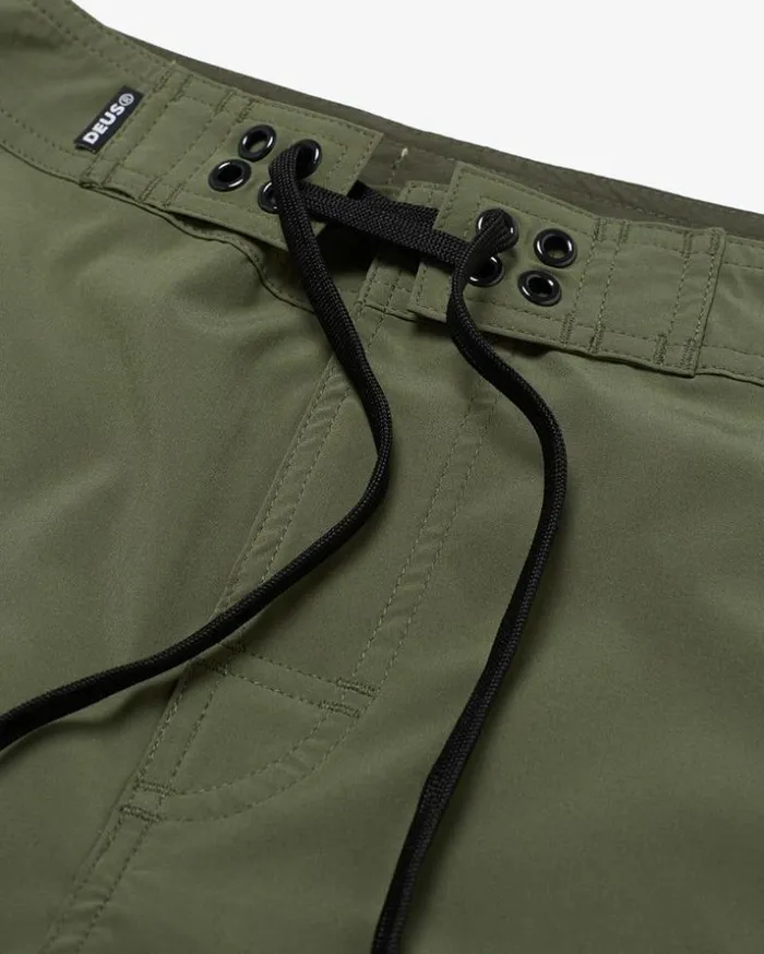 Mens Deus Ex Machina Classics Elite Boardshort 20 8211 Clover Green Clover Green Mens Deus Ex Machina Classics Elite Boardshort 20 8211 Clover Green Clover Green