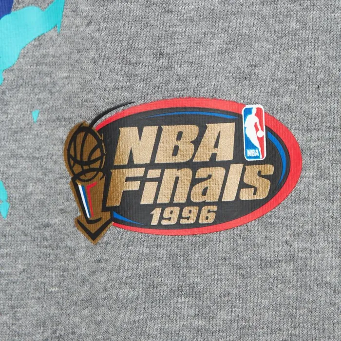 Mitchell and Ness 90s Reflective Heather Crewneck Sweatshirt Chicago Bulls Men Hoodies and Sweatshirts Mitchell and Ness 90s Reflective Heather Crewneck Sweatshirt Chicago Bulls Men Hoodies and Sweatshirts