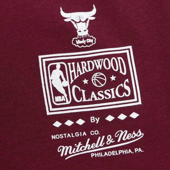 Mitchell and Ness Collegiate Ivy League LS Chicago Bulls Men TShirts and Tops Mitchell and Ness Collegiate Ivy League LS Chicago Bulls Men TShirts and Tops
