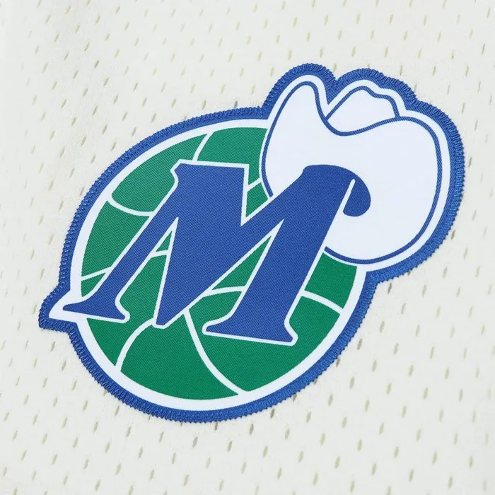 Mitchell and Ness Cream Swingman Shorts Dallas Mavericks 1998 Men Shorts Mitchell and Ness Cream Swingman Shorts Dallas Mavericks 1998 Men Shorts