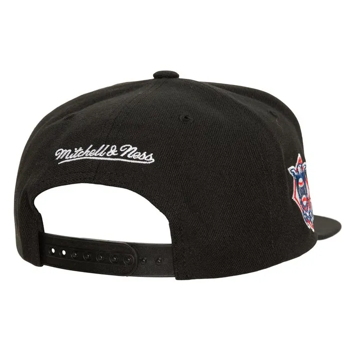 Mitchell and Ness League Patch Snapback Pittsburgh Pirates Men Hats and Headwear Mitchell and Ness League Patch Snapback Pittsburgh Pirates Men Hats and Headwear