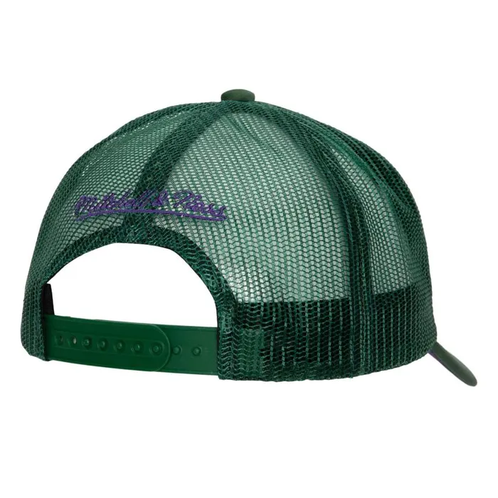 Mitchell and Ness Puff The Magic Trucker Snapback HWC Milwaukee Bucks Men Hats and Headwear