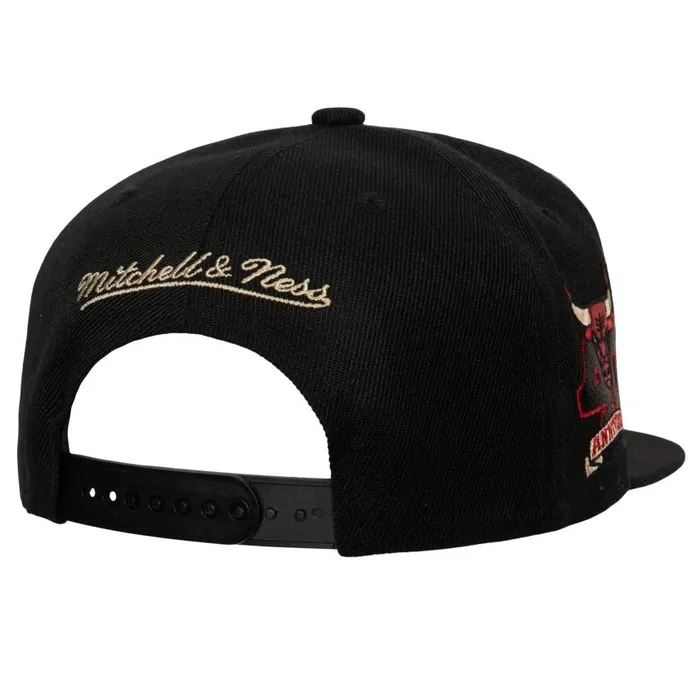 Mitchell and Ness With Love Snapback Chicago Bulls Men Hats and Headwear