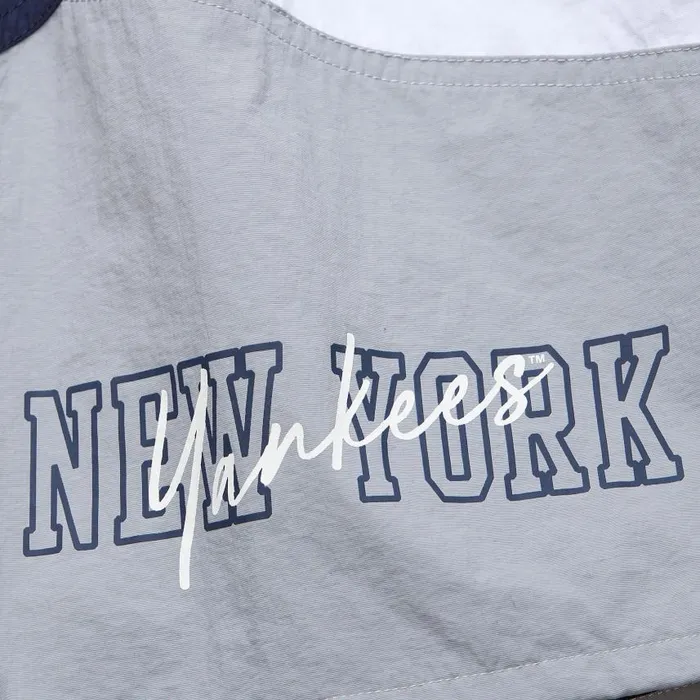 Mitchell and Ness Woven Shorts Vintage Logo New York Yankees Men Shorts