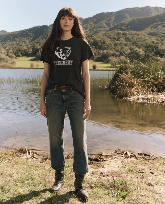 Novelty Tees and Sweats Women The Great The Boxy Crew Graphic Washed Black With Bear Graphic