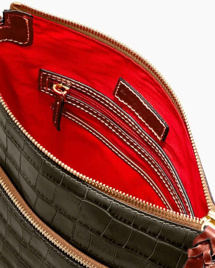 Oakdale Crossbody Black Women Dooney and Bourke Crossbodies Oakdale Crossbody Black Women Dooney and Bourke Crossbodies