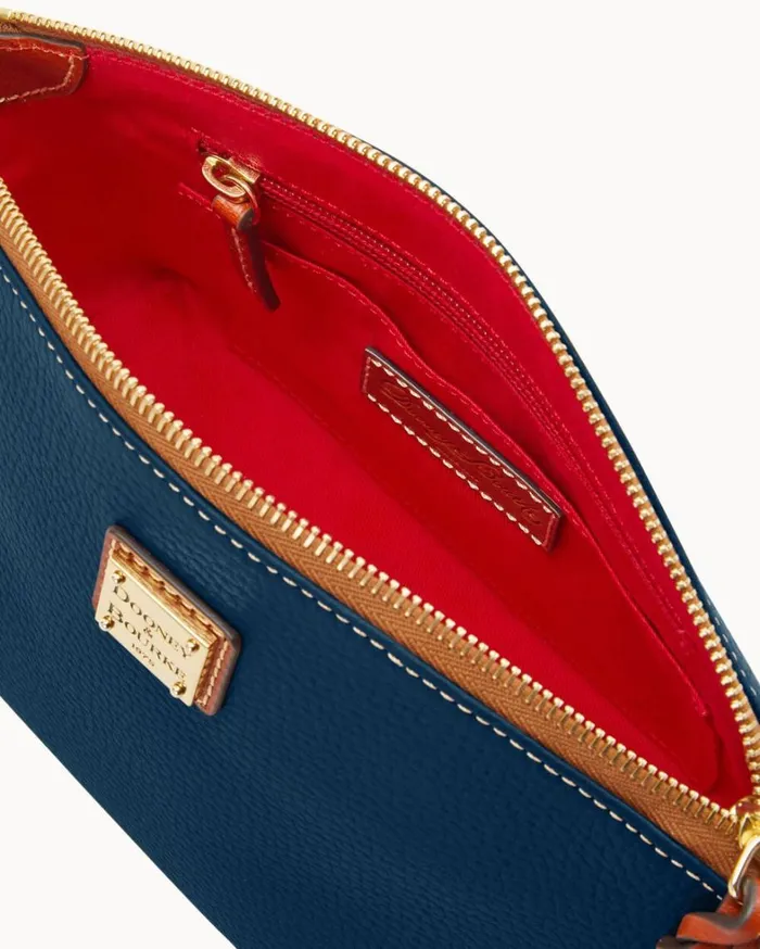 Pebble Grain Suki Crossbody Midnight Blue Women Dooney and Bourke Crossbodies Pebble Grain Suki Crossbody Midnight Blue Women Dooney and Bourke Crossbodies