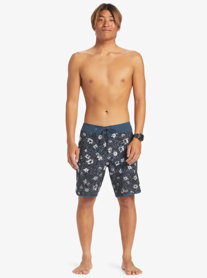 Quiksilver Highline Scallop 19034 Boardshorts Midnight Navy Mens Shorts and Amphibians