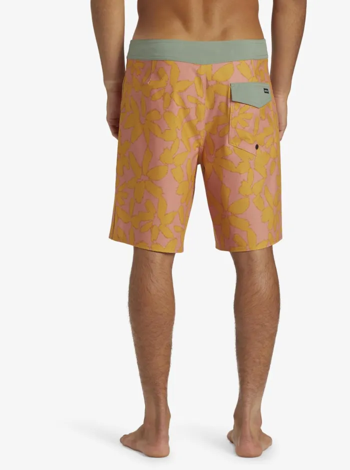 Quiksilver Surfsilk Straight Leg 19034 Boardshorts Canyon Clay Mens Boardshorts Quiksilver Surfsilk Straight Leg 19034 Boardshorts Canyon Clay Mens Boardshorts