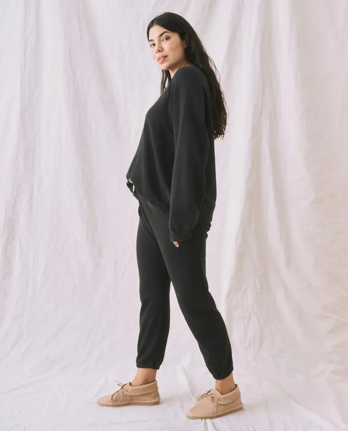 Sweatshirts Women The Great The Slouch Sweatshirt Solid Almost Black Sweatshirts Women The Great The Slouch Sweatshirt Solid Almost Black