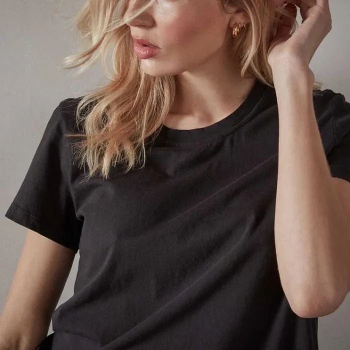 TShirts Women James Perse Vintage Little Boy Tee Black
