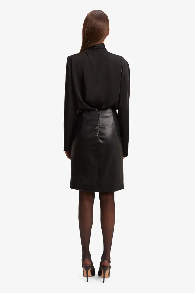 Women Bardot Party Tops Castian Satin Blouse In Black Women Bardot Party Tops Castian Satin Blouse In Black
